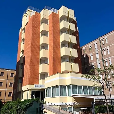 Gala 3*