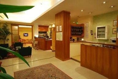 噶拉酒店